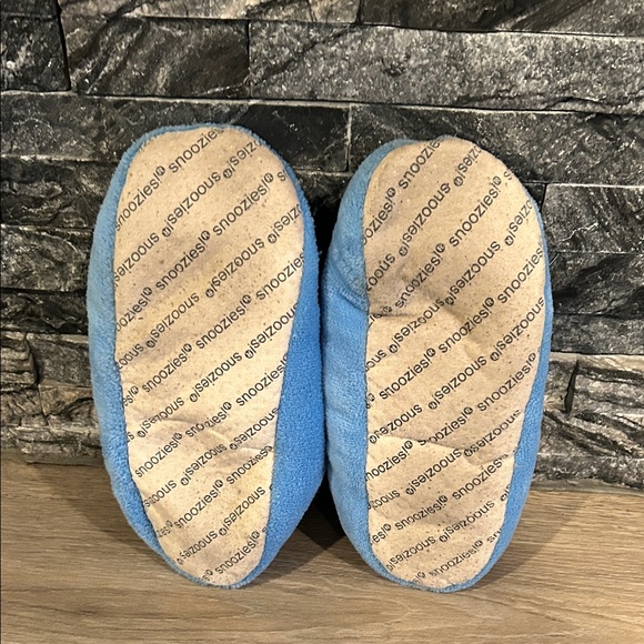 Snoozies Blue Slippers with Cookie and Milk Design Size Large - Picture 2 of 4